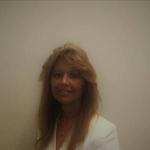 Meet your Posher, Alicia